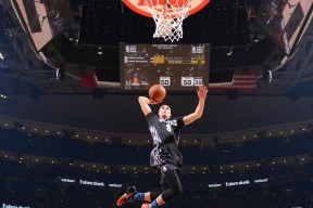 JIUYOU SPORTS平台-这也行？当CBA、NBA与中超足总杯同框，全球体育的魔幻窗口期